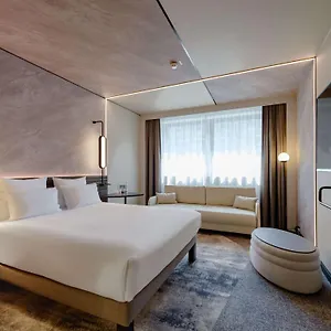 Hotel Novotel Muenchen Airport - Newly Renovated